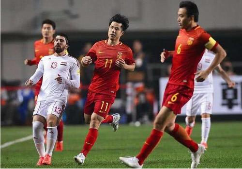  篮网本·西蒙斯复出战旧主，76人惨败引争议  